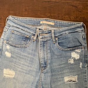 Levis High Rise Skinny Jeans - 721